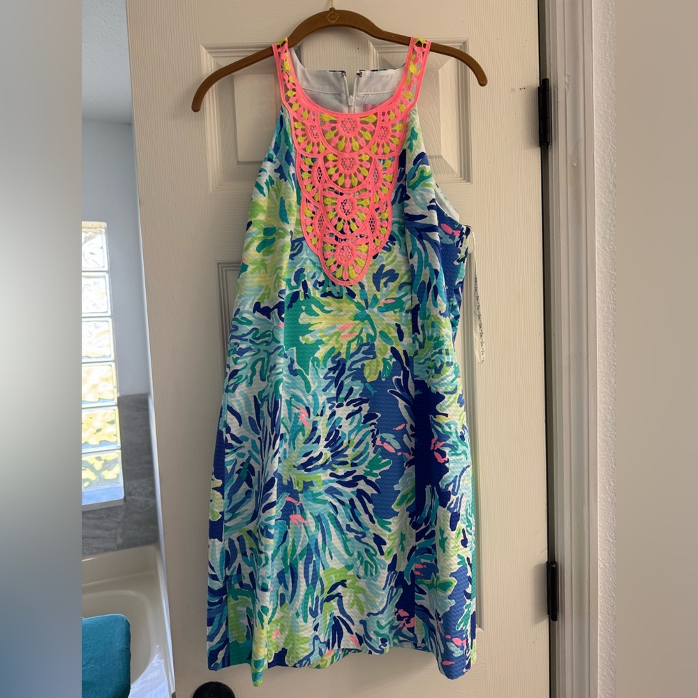 Lily Pulitzer shift dress. Size 8.